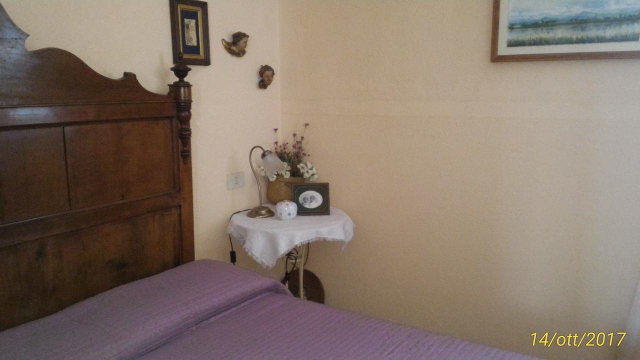 L'Ape In Corte Casa Di Campagna, Via Francigena Stanze E Colazione Vaccarizza Exterior foto